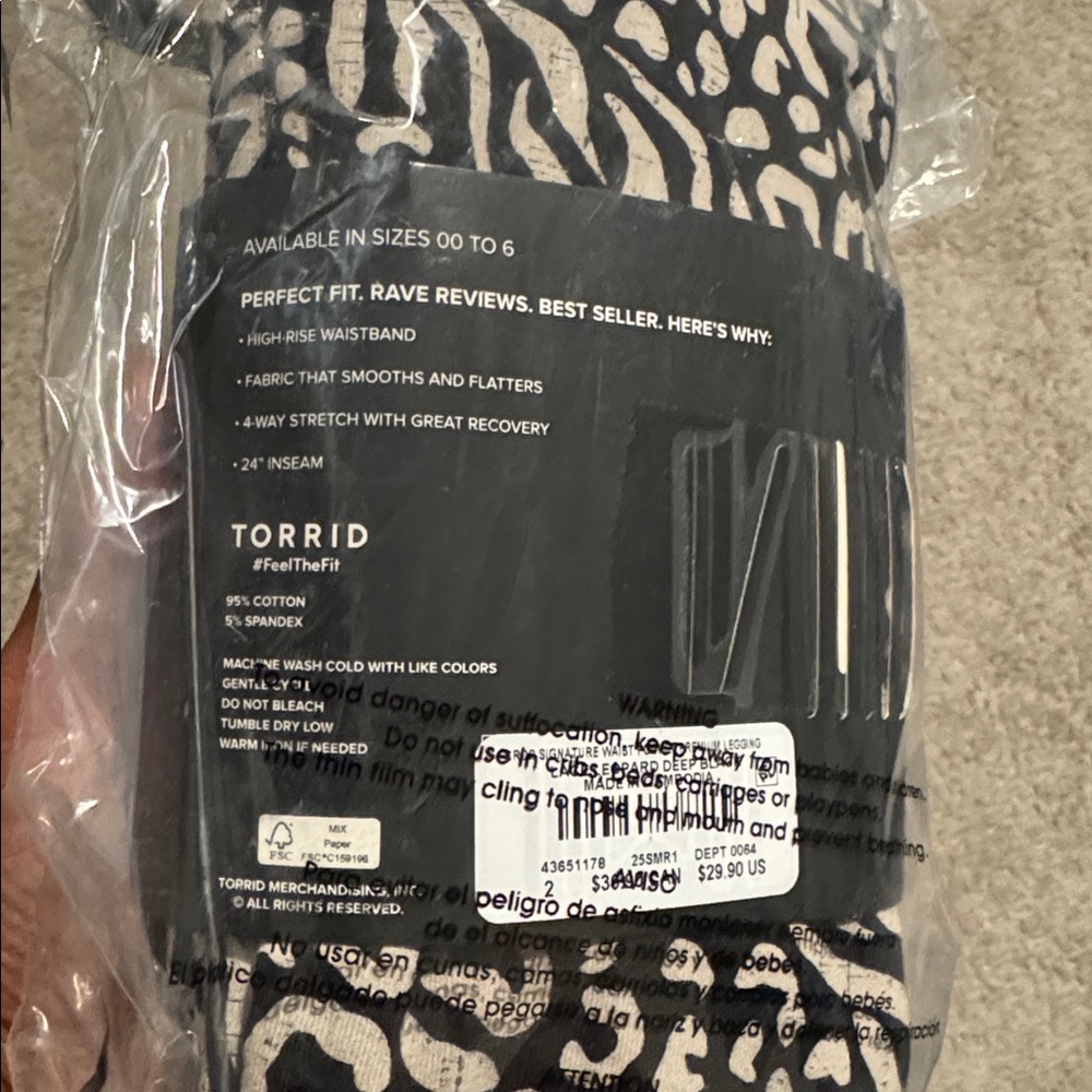 TORRID Crop Pocket Legging - Picture 5 of 5